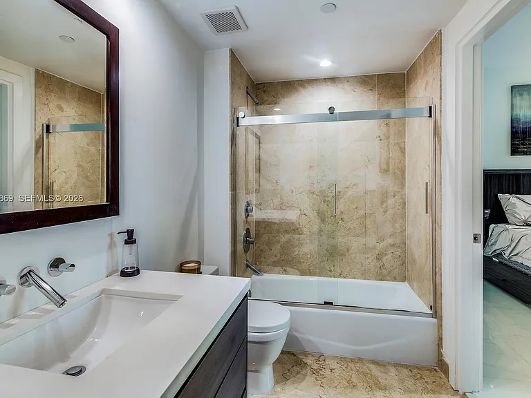 6000 Collins Ave #346 — Photo 21