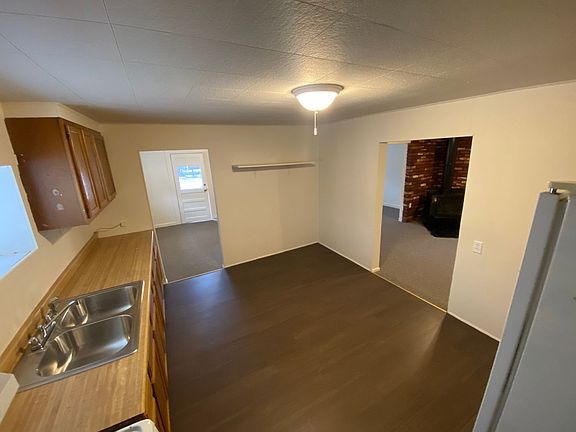 5th image of 515 E 32nd St