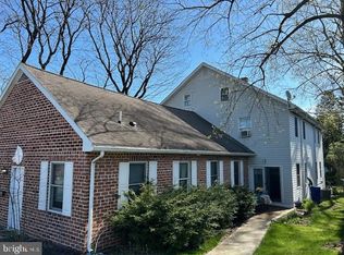 254 W Franklin St, Womelsdorf, PA 19567