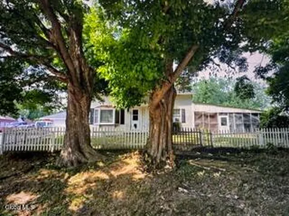 115 Vosburgh Road, Mechanicville, NY 12118