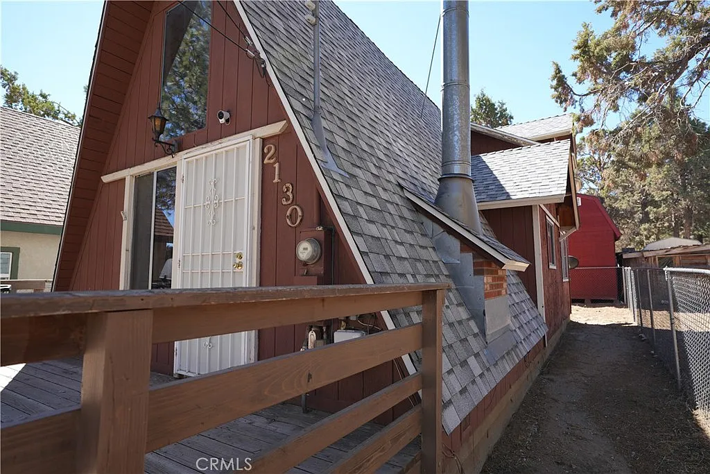 4 bed, 904 sqft, $2,500 — Photo 3