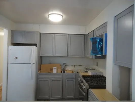 Rented by Hakeem Shahid, LREB | media 21