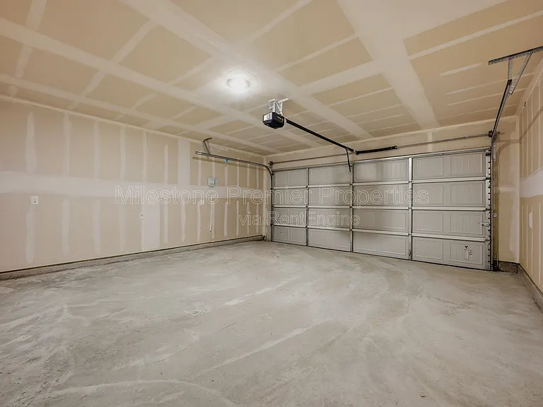 209 Cattail Ln — Photo 21