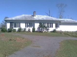 4482 River Rd, Marianna, FL 32446