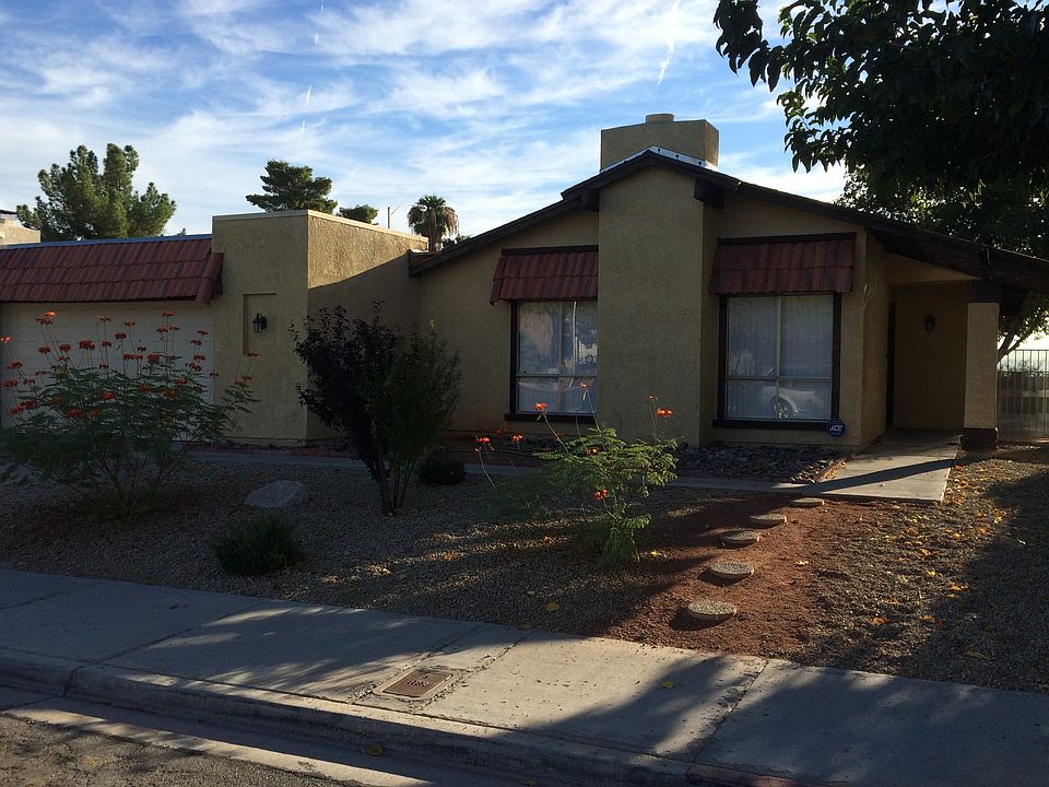 1st image of 4962 Roswell St