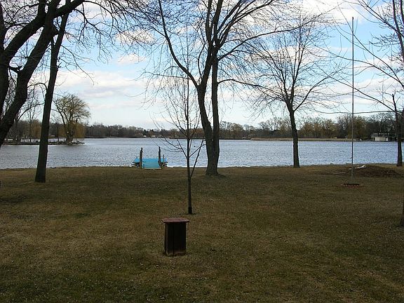 100' of beautiful frontage