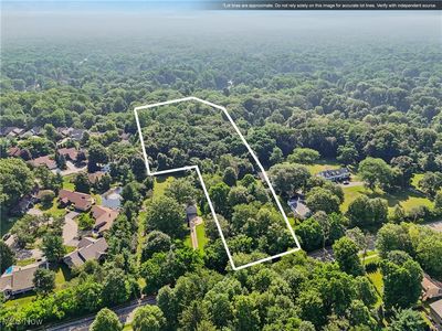 5651 Som Center Rd, Solon, OH, 44139