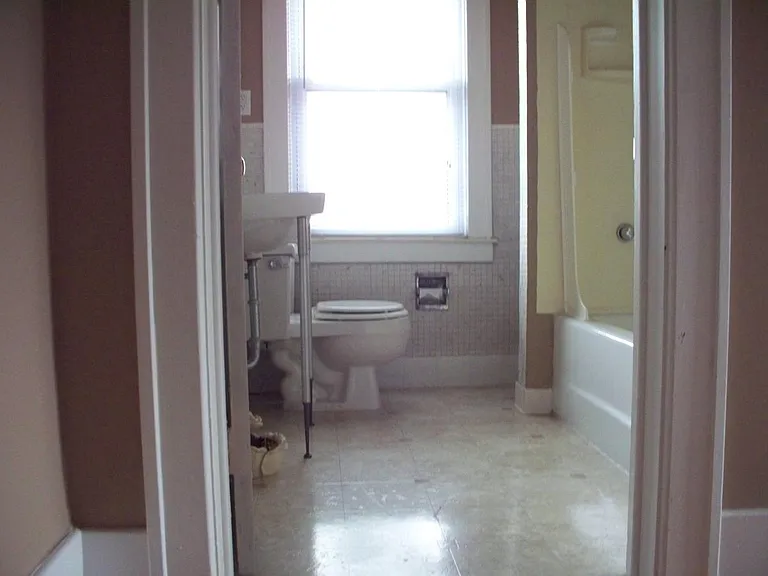 251 Emmons Blvd — Photo 4