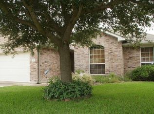 102 Antietam Trl, Elgin, TX 78621