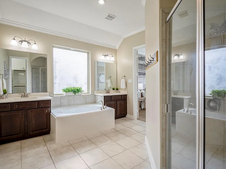 22310 Taren Ct — Photo 24