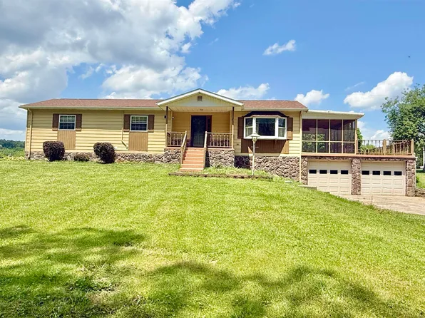 221 Freeman Hill Rd, Bridgeport, WV 26330