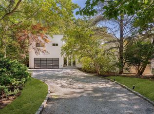 4 Midhampton Ct, Quogue, NY 11959