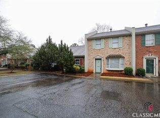 250 Cleveland Rd APT 220, Bogart, GA 30622