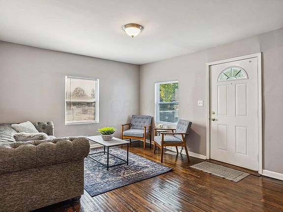 3rd image of 3032 Azelda St