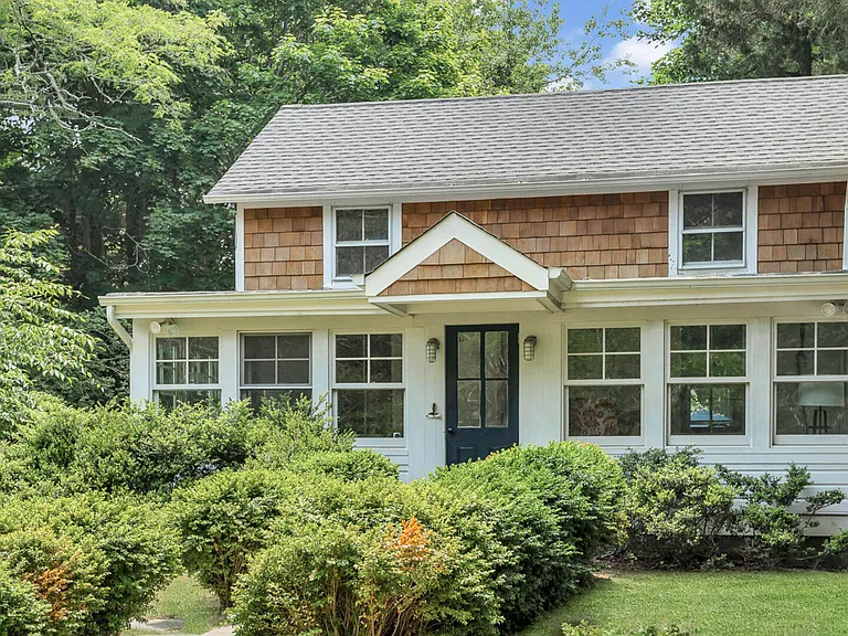3002 Noyac Rd — Photo 20