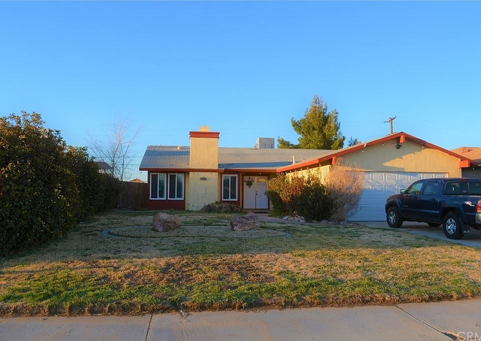 1st image of 15282 Dakota St