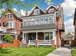 132 Marion St, Toronto, ON M6R 1E7