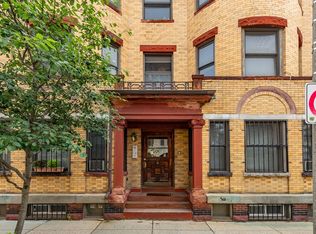 18 Edgerly Rd #1, Boston, MA 02115
