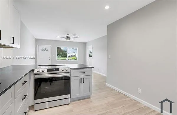 2 bed, 1790 sqft, $3,100 — Photo 4