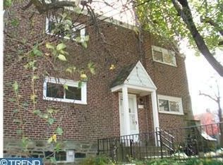 136 Academy Ln, Upper Darby, PA 19082
