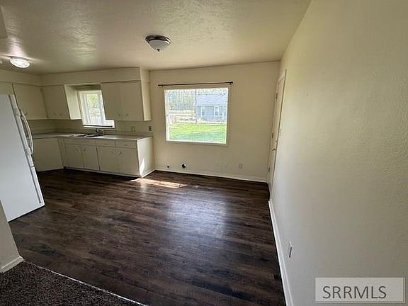 3rd image of 1322 Willard Ave