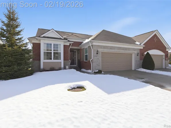 23346 Spring Creek Dr, Macomb, MI 48042