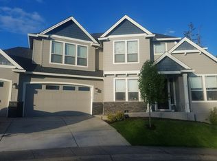 728 N 12th Ct, Ridgefield, WA 98642