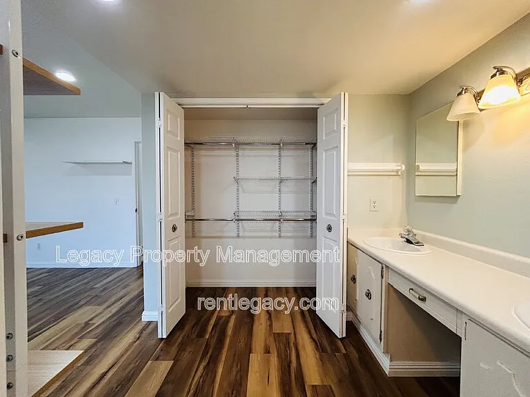 493 Dahlia St — Photo 26