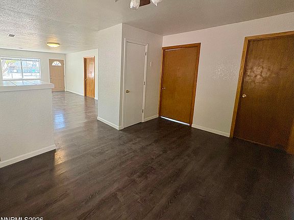 4th image of 825 Franklin Ave