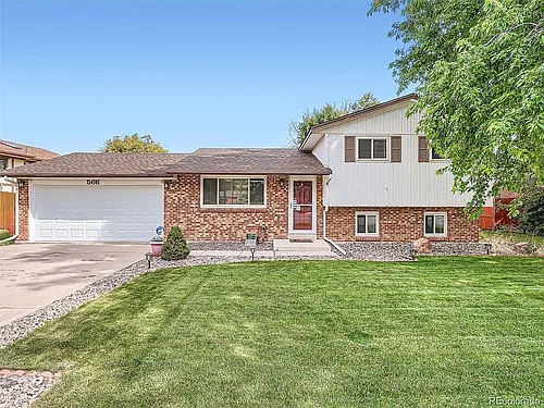 566 Voiles Dr Photo 1 566 Voiles Dr Photo 1