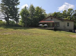 6679 State Route 7, New Waterford, OH 44445