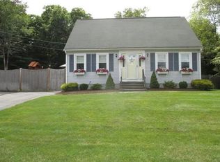 2 Cains Hill Dr, Taunton, MA 02780