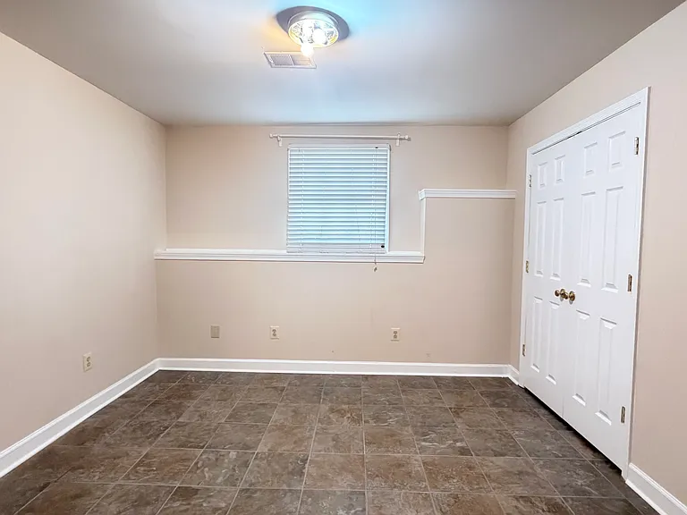 225 Deer Meadow Ln — Photo 24