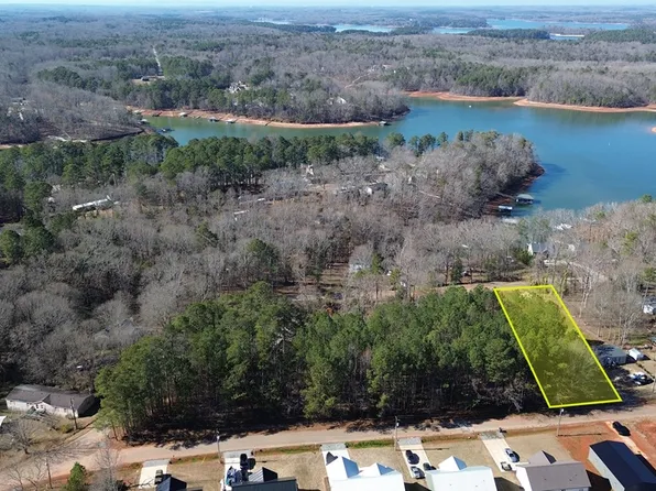 113 Sky Ln, Townville, SC 29689