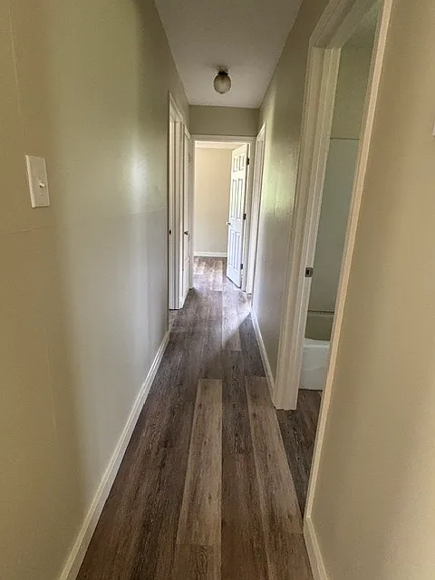 3 bed, 1.5 bath, 1150 sqft, $975 — Photo 2