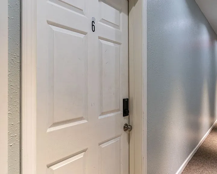 308 Demers - Residential — Photo 5