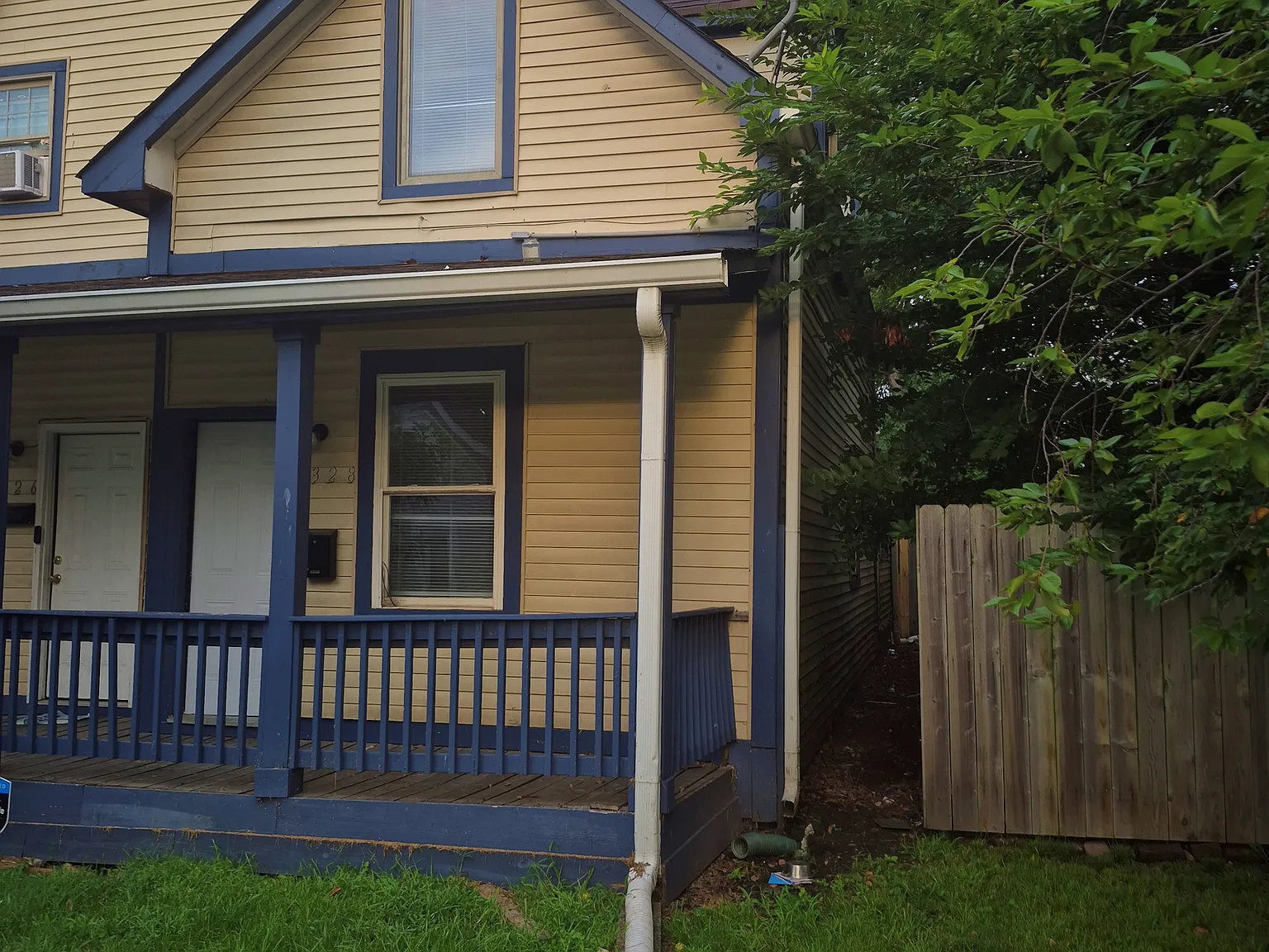 1 bed, 1.0 bath, 966 sqft, $775 — Photo 2