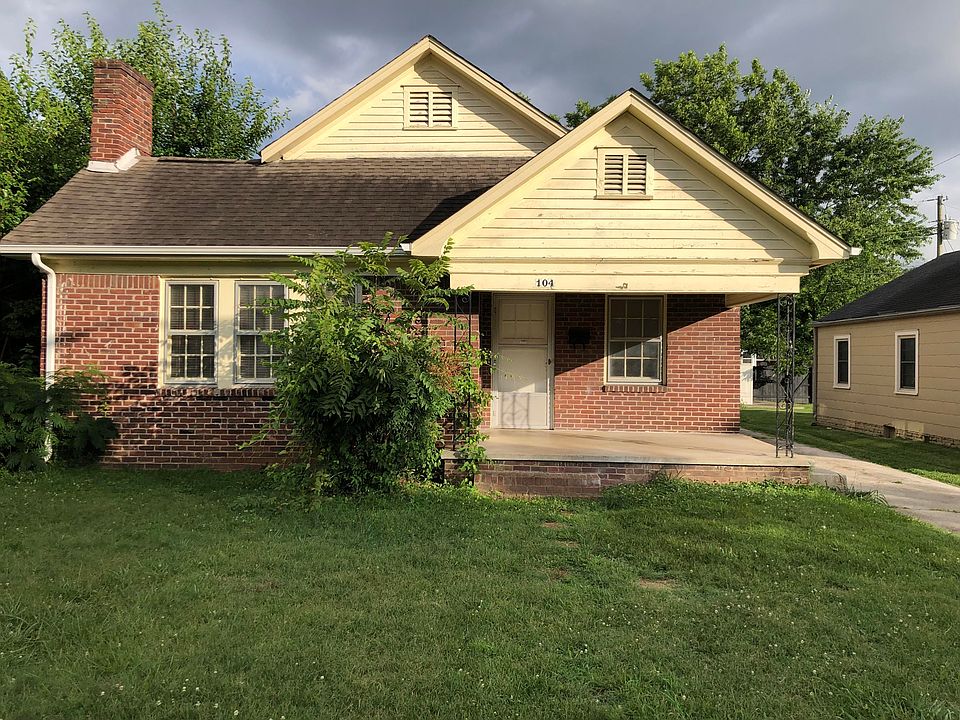 1st image of 104 Adair Dr