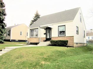 3751 S 5th St, Milwaukee, WI 53207