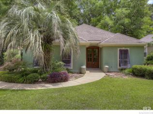 120 Chestnut Rdg, Fairhope, AL 36532