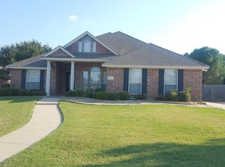 7924 Lucian Dr, North Richland Hills, TX 76182