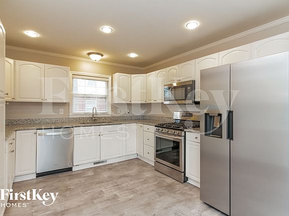 5th image of 6814 Elm Forest Dr