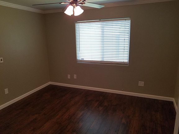 2nd image of 143 W Villa Theresa Dr