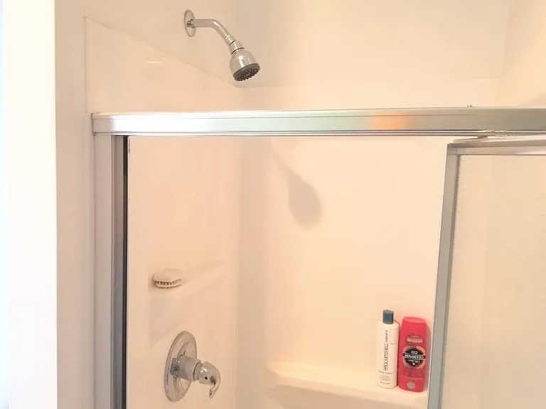 2576 Frankford Ave #2R — Photo 13