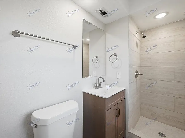 3833 Finley Rd — Photo 14
