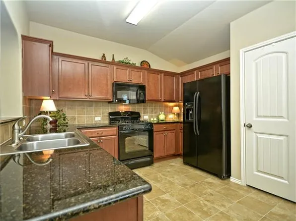 2712 Bluffstone Dr, Round Rock, TX 78665