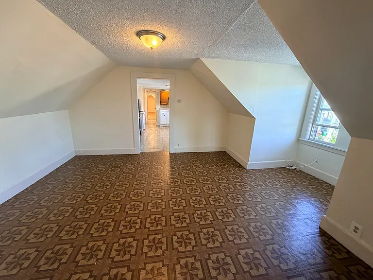 545 Broadway #3 — Photo 19