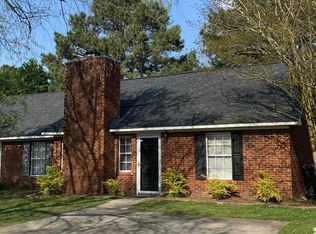 4132-4132 Bridge Ct #B, Winterville, NC 28590