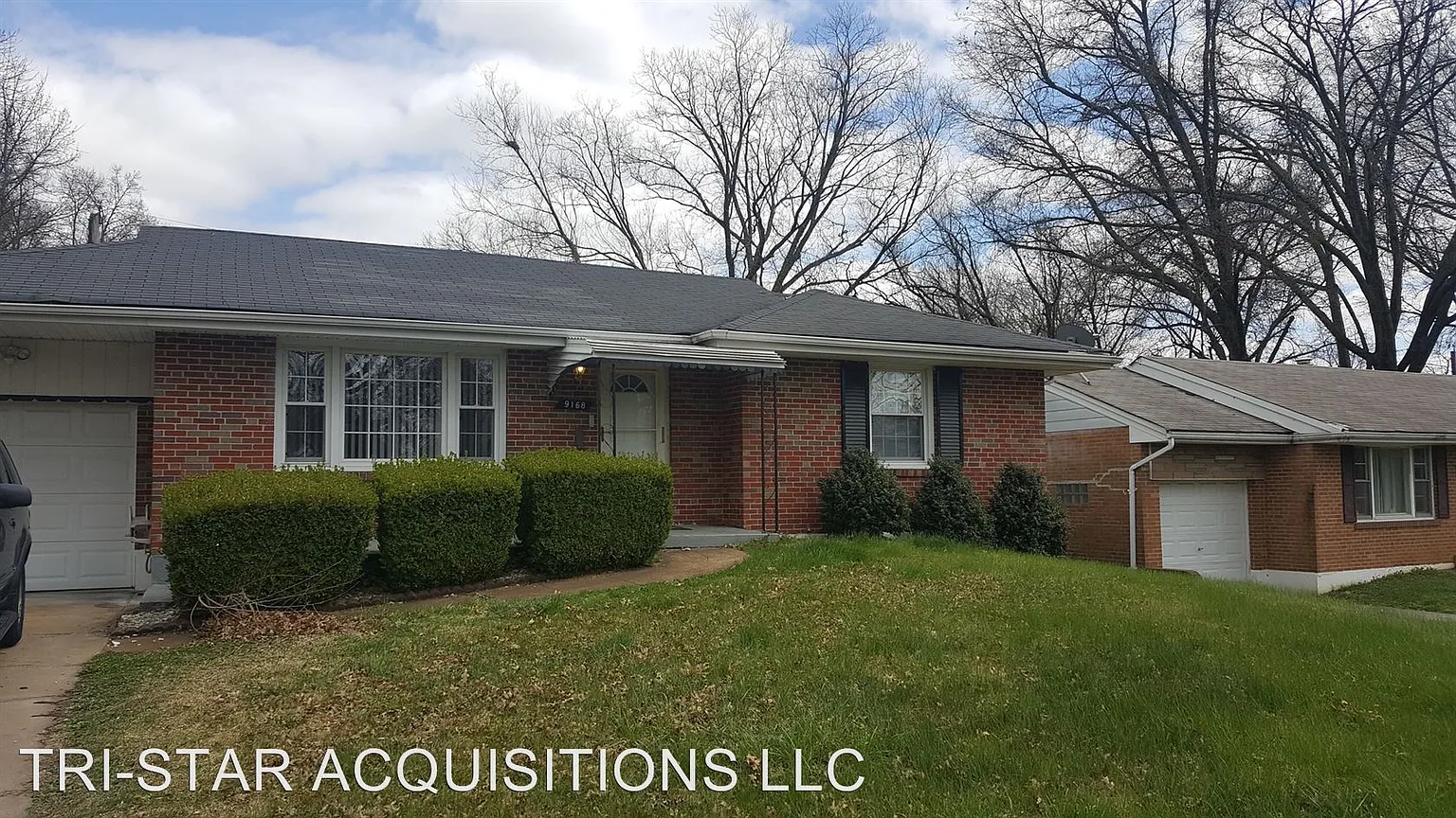 9168 Longridge Dr photo 1