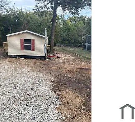 130 Deer Park Loop — Photo 2